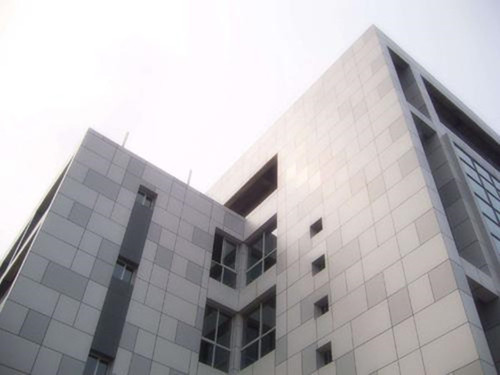 龙井大厦幕墙玻璃更换施工公司