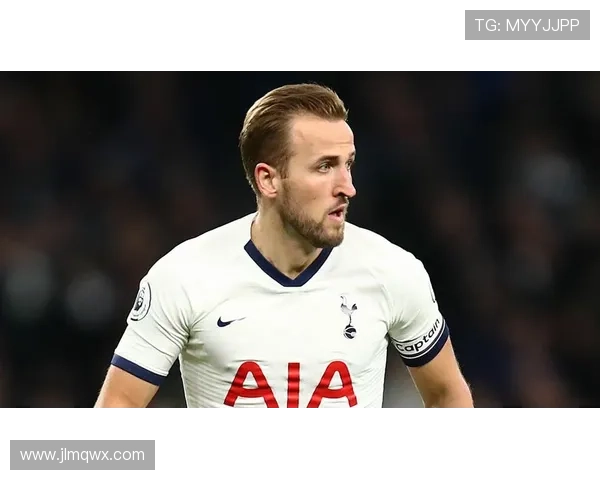 凯恩与本泽马策应能力及进攻组织对比分析